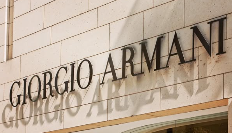 Giorgio Armani 氏の紹介と遺したもの